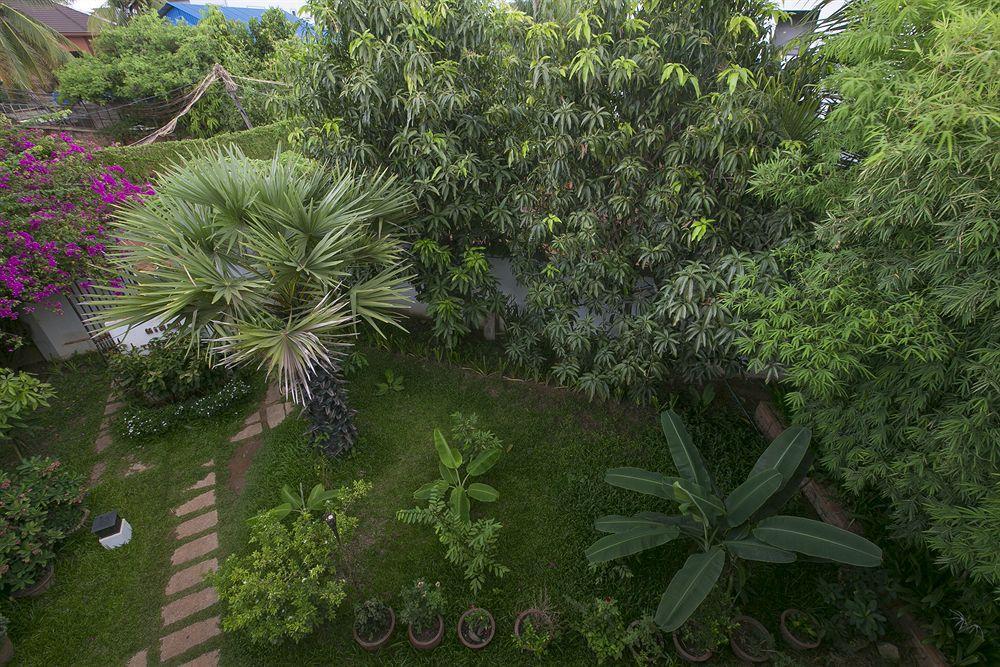 Kiri Boutique Hotel Siem Reap Bagian luar foto