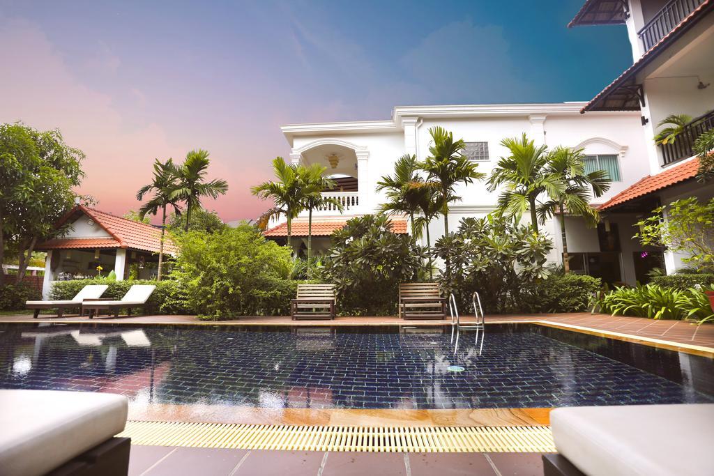 Kiri Boutique Hotel Siem Reap Bagian luar foto