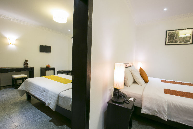 Kiri Boutique Hotel Siem Reap Bagian luar foto